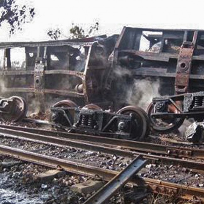 Hindistan’da tren kazası: 25 ölü 100’den fazla yaralı