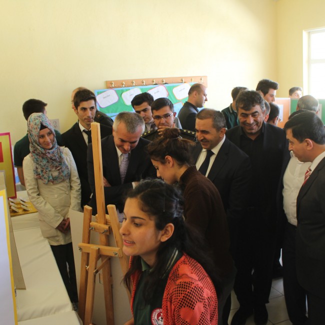 Öğrenciler Günlük yaşam için teknolojiyi zorladılar..
