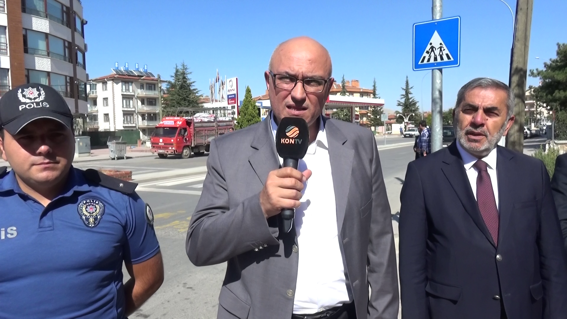 ”Geçiş Üstünlüğü Yayada !
